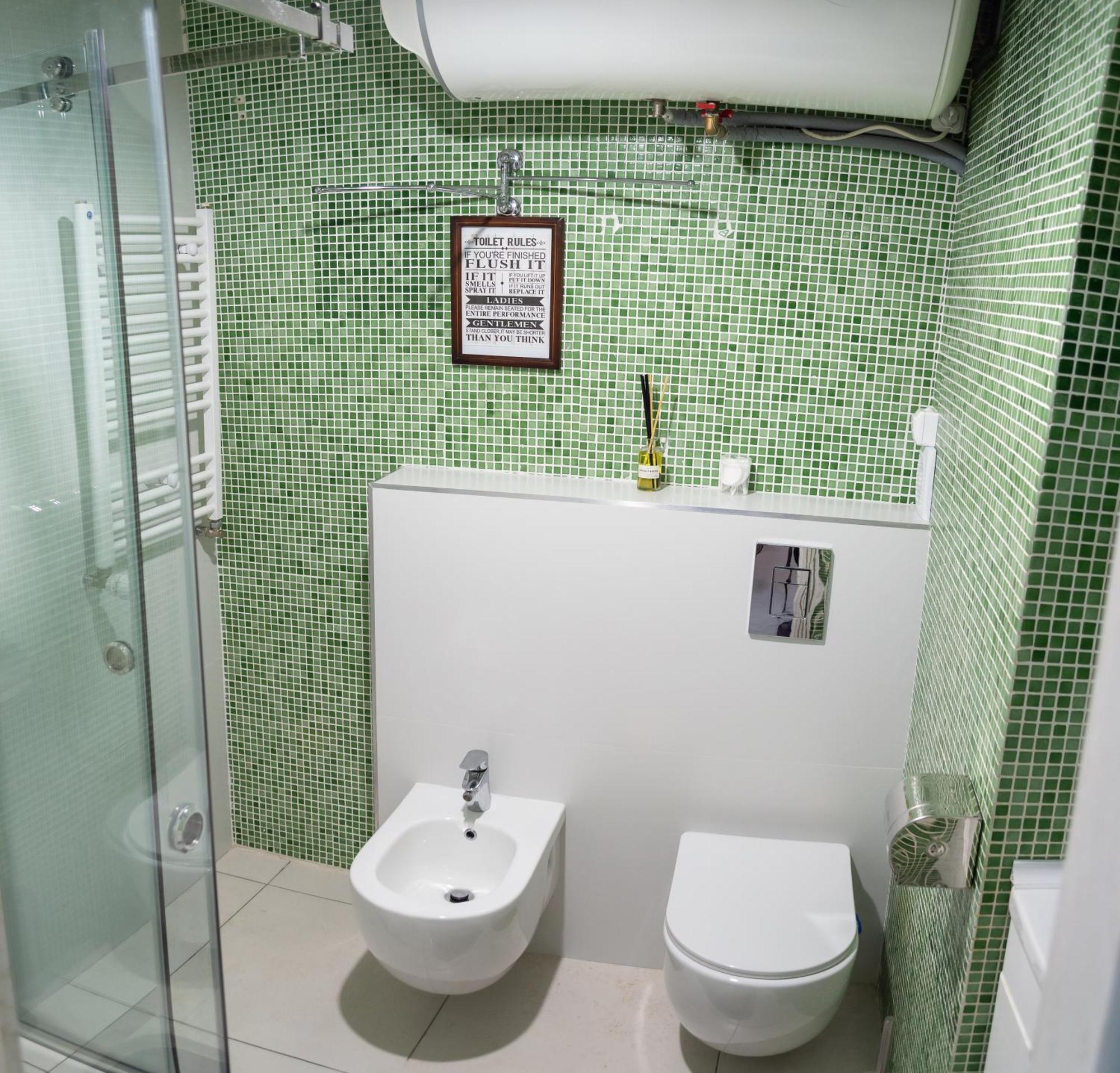 Комната С Двухместной Кроватью В Квартире С Общим Душем И Кухней, Double Room In A Guest Apartment, Camera La Cheie In Apartament Cu Dus Si Bucatarie Comuna キシナウ エクステリア 写真